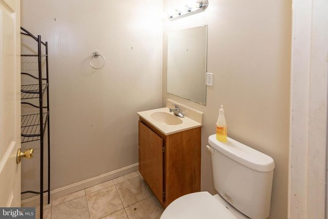 7001 FLAG HARBOR DR, District Heights, MD 20747