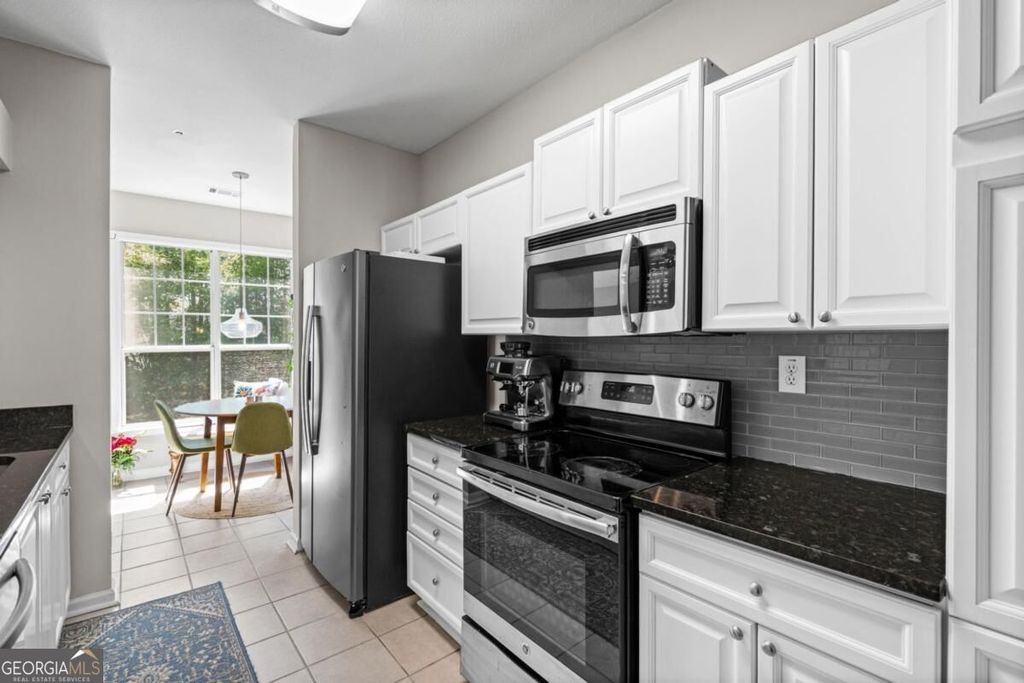 238 Edinburgh Court 238, Milton, GA 30004 — photo 5