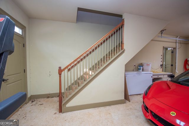 64 Waterview Court, Lagrange, GA 30240