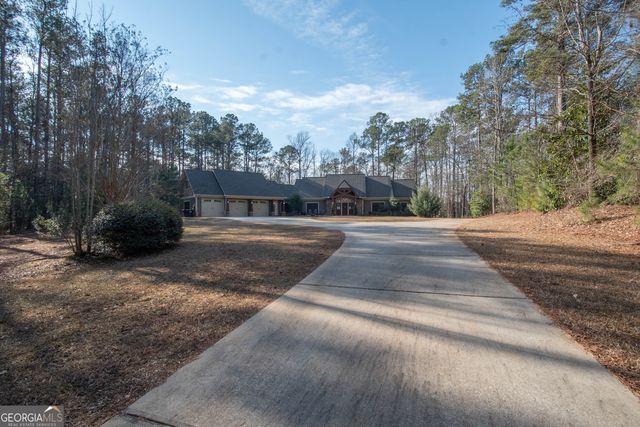 64 Waterview Court, Lagrange, GA 30240