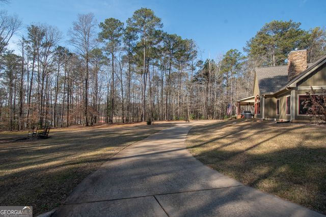 64 Waterview Court, Lagrange, GA 30240