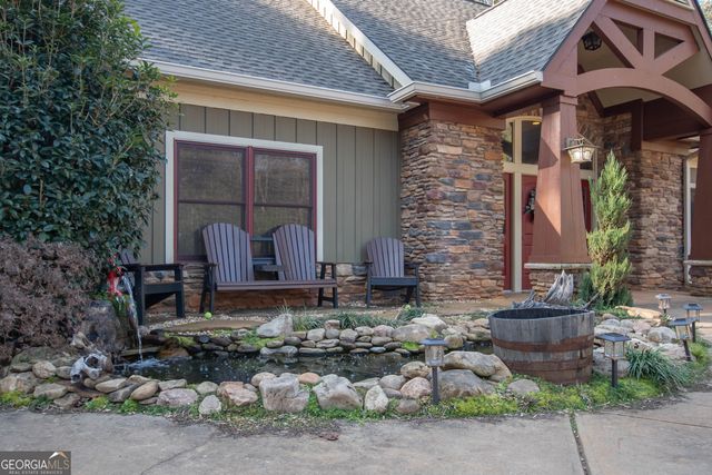 64 Waterview Court, Lagrange, GA 30240