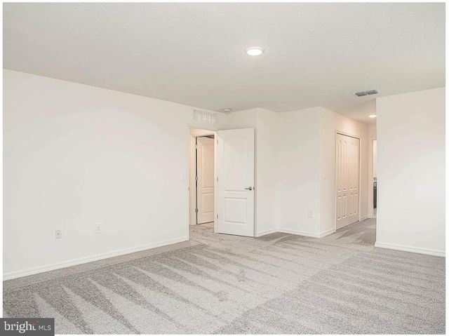 227 MONROE AVE, Ranson, WV 25438