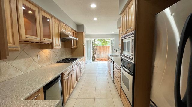 403 N Post Oak Lane 403, Houston, TX 77024