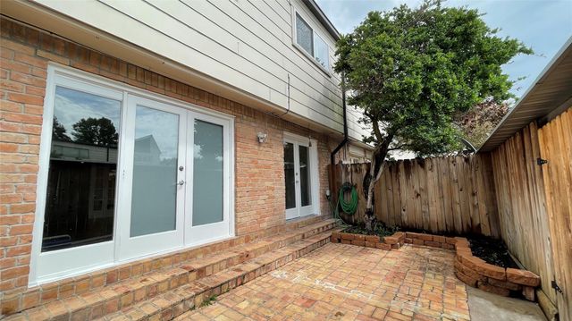 403 N Post Oak Lane 403, Houston, TX 77024