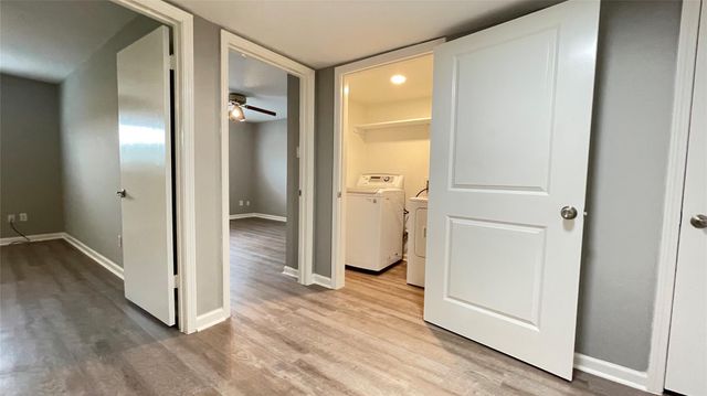 403 N Post Oak Lane 403, Houston, TX 77024