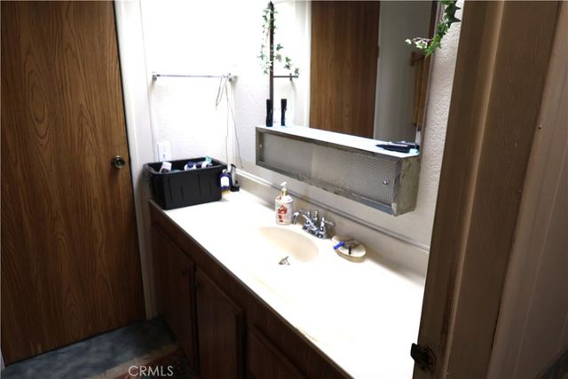 22189 Samson Ave., Corning, CA 96021