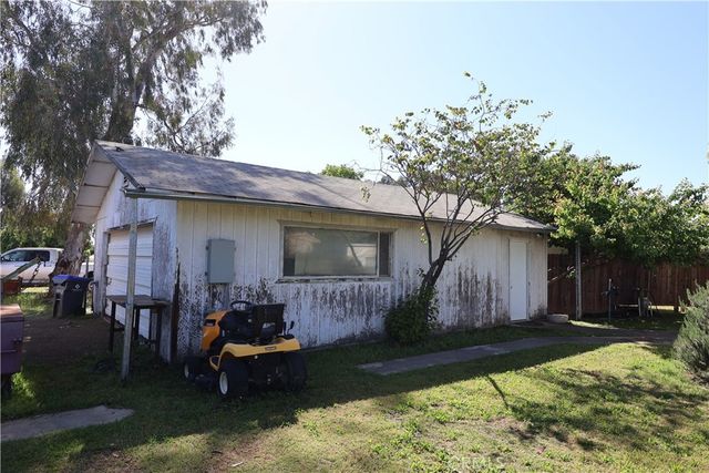 22189 Samson Ave., Corning, CA 96021