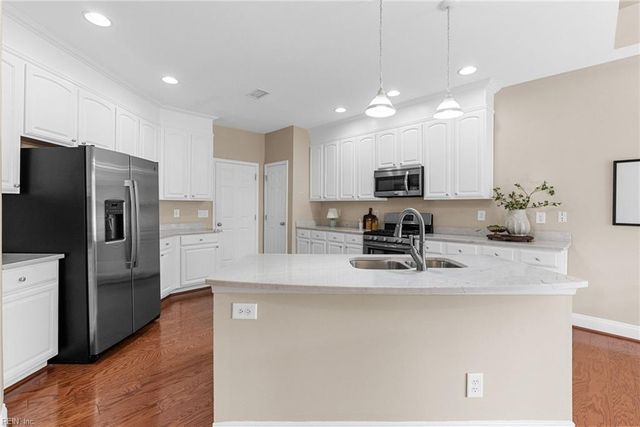 7120 Pinebrook RD, Williamsburg, VA 23188