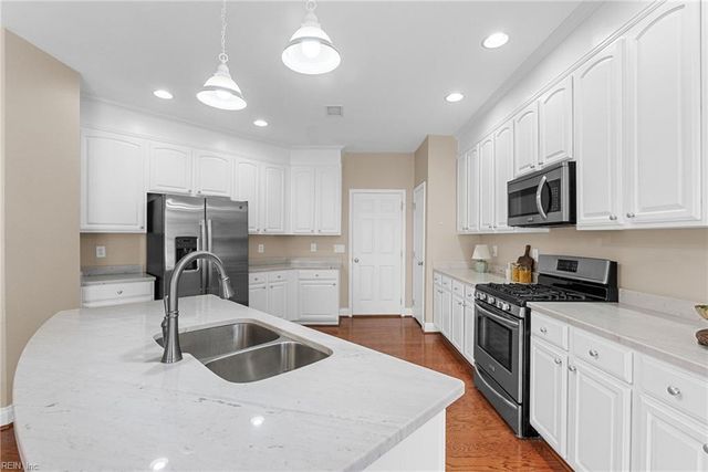 7120 Pinebrook RD, Williamsburg, VA 23188