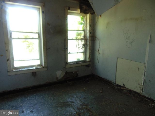 638 N 9TH ST, Camden, NJ 08102
