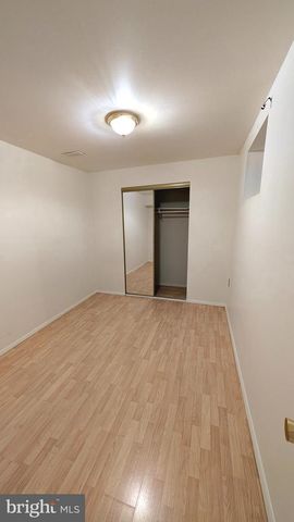 7051 LEEWOOD FOREST DR, Springfield, VA 22151