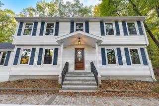545 Simsbury Road, Bloomfield, CT 06002