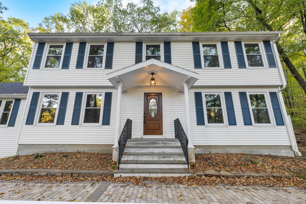 545 Simsbury Road, Bloomfield, CT 06002