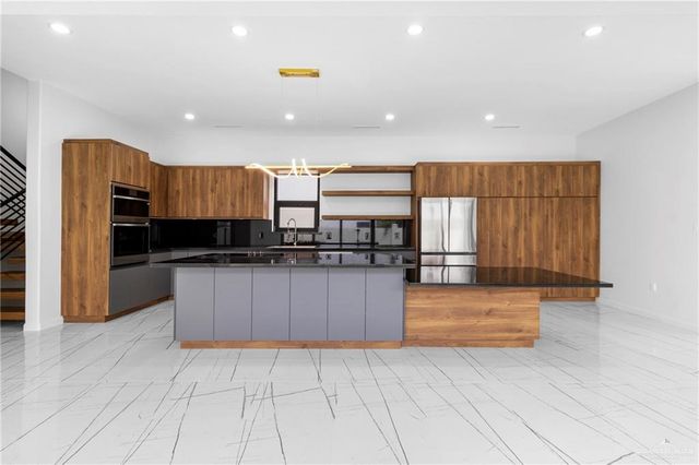 2228 S 45th Street, Mcallen, TX 78503