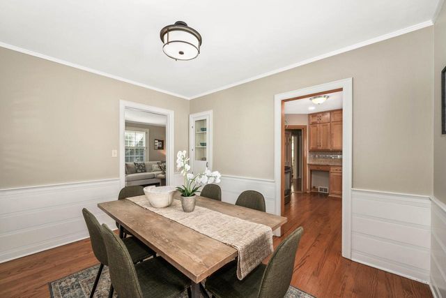 170 E Birch AVENUE, Whitefish Bay, WI 53217
