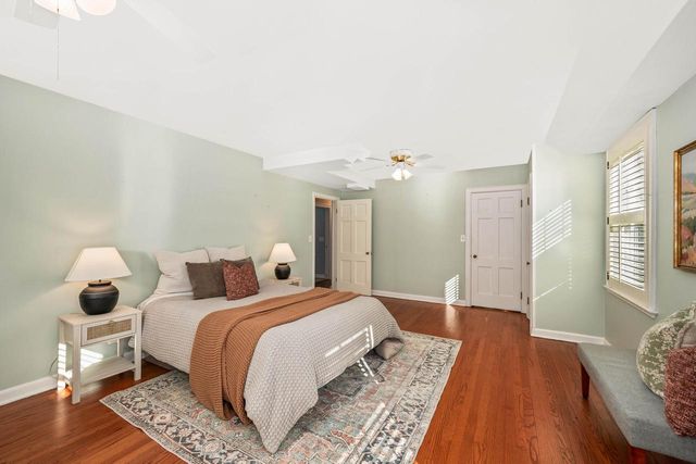170 E Birch AVENUE, Whitefish Bay, WI 53217