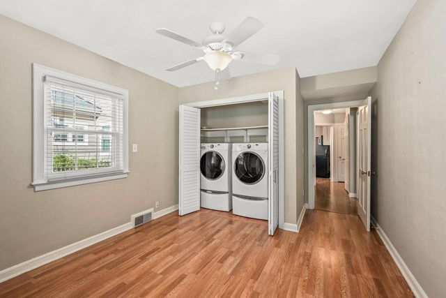 170 E Birch AVENUE, Whitefish Bay, WI 53217