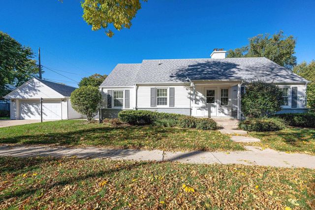 170 E Birch AVENUE, Whitefish Bay, WI 53217