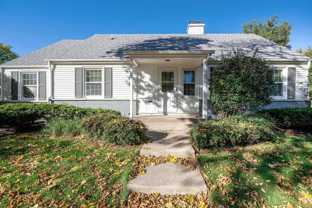 170 E Birch AVENUE, Whitefish Bay, WI 53217
