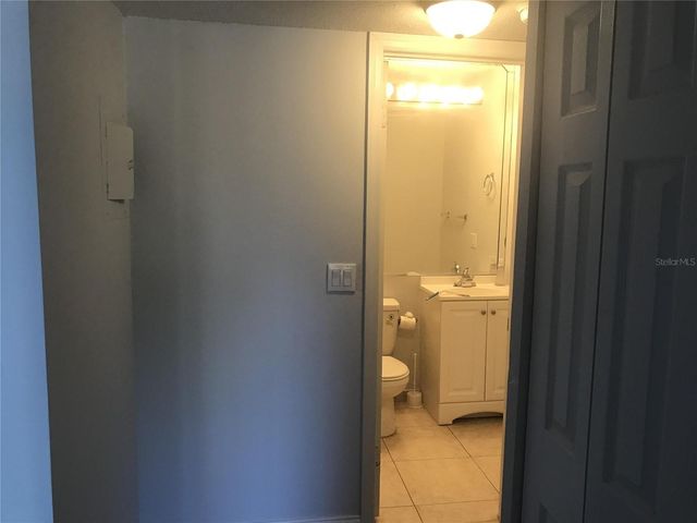 492 BANYON TREE CIRCLE 206, Maitland, FL 32751