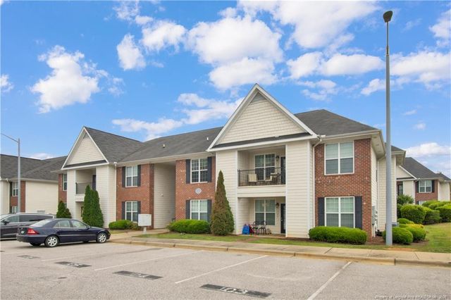 1908 Harcourt Circle 201, Fayetteville, NC 28304