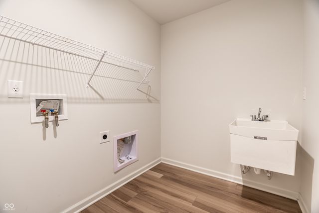 6672 Seabiscuit Road, Whitestown, IN 46075