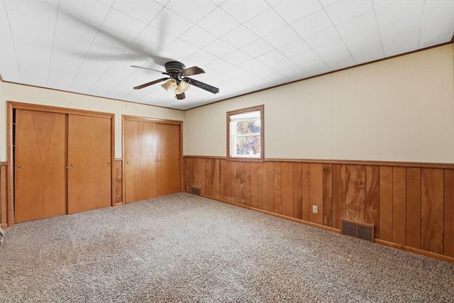 4 Riverside Avenue NE, Melrose, MN 56352