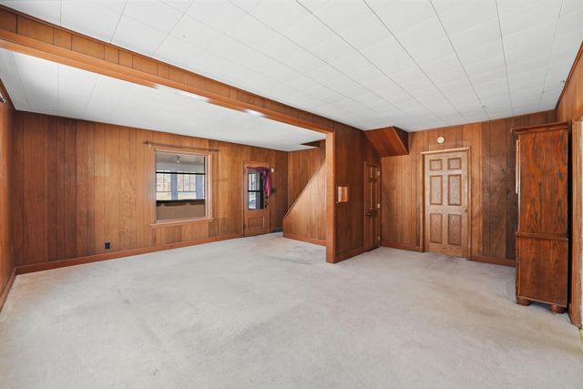 4 Riverside Avenue NE, Melrose, MN 56352