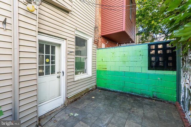 331 MANTON ST, Philadelphia, PA 19147