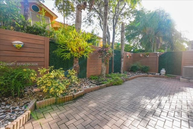 11495 NW 71st Street, Doral, FL 33178