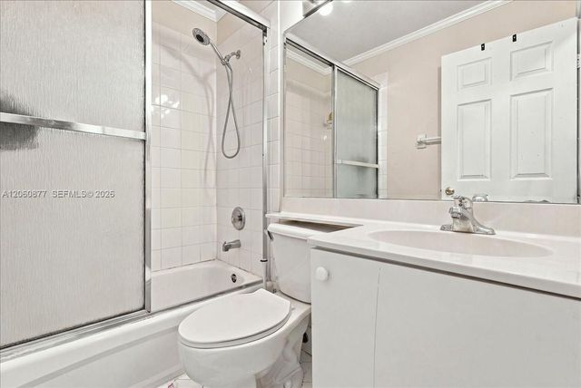 11495 NW 71st Street, Doral, FL 33178