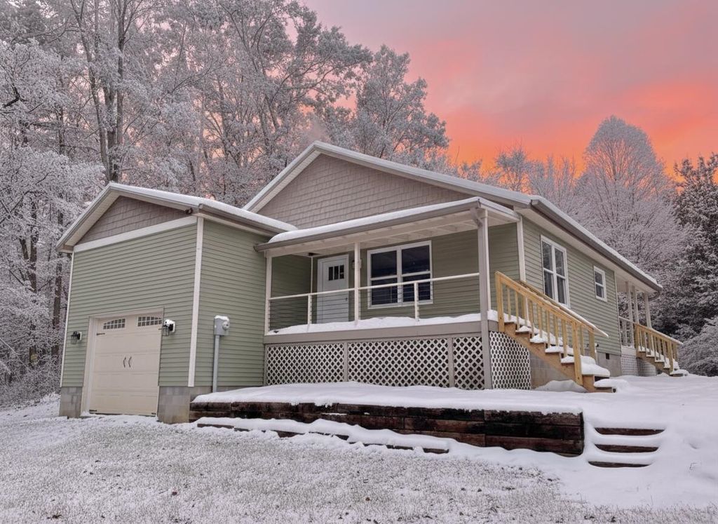 3361 McRoberts Road, Wallingford, KY 41093