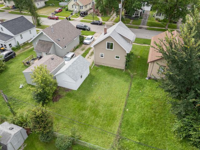 1309 3rd Street NE, Rochester, MN 55906