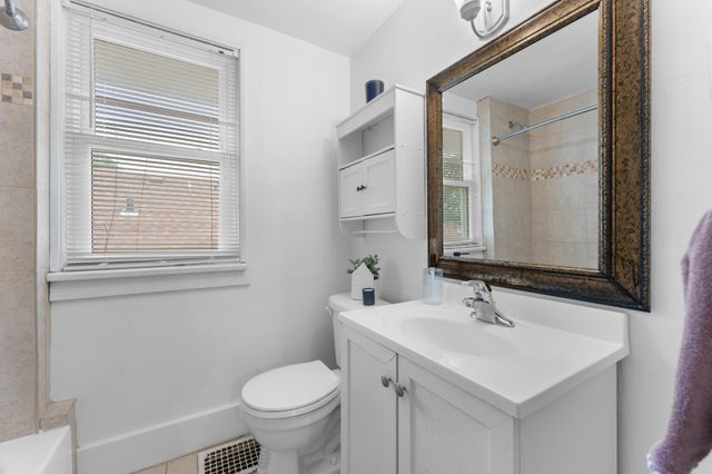 1309 3rd Street NE, Rochester, MN 55906