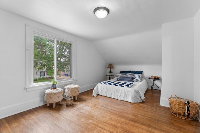 1309 3rd Street NE, Rochester, MN 55906