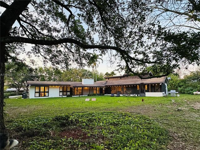 16470 SW 234th St, Homestead, FL 33031