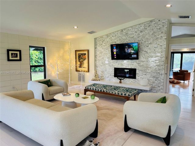 16470 SW 234th St, Homestead, FL 33031