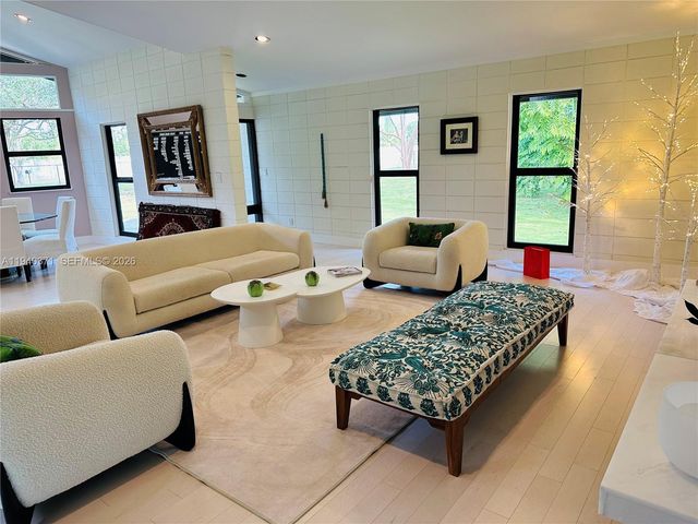 16470 SW 234th St, Homestead, FL 33031