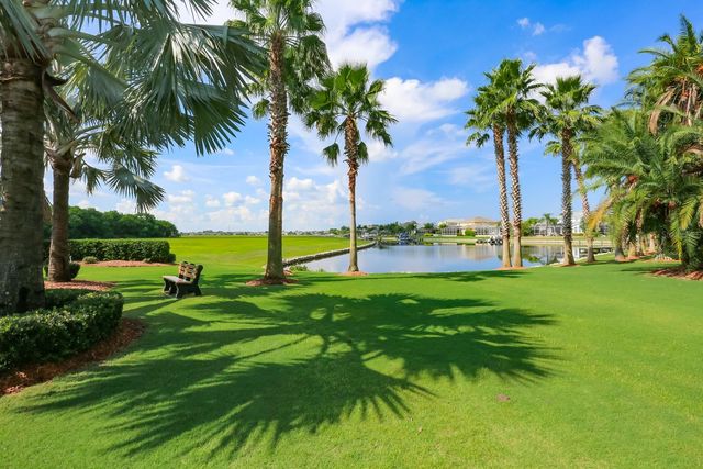 5327 WISHING ARCH DRIVE, Apollo Beach, FL 33572