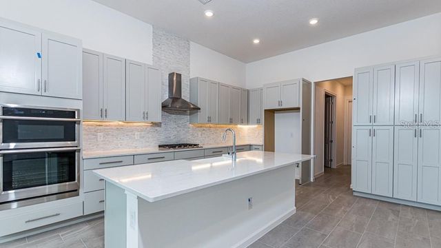 5327 WISHING ARCH DRIVE, Apollo Beach, FL 33572