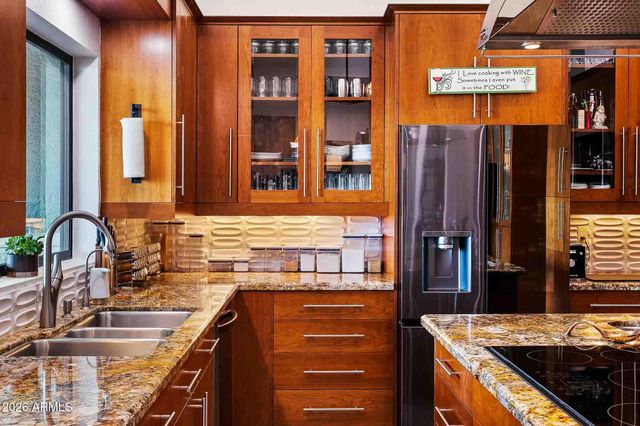 1202 W ASTER Drive, Phoenix, AZ 85029