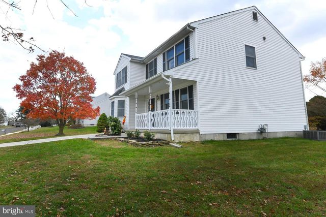 308 SNOWGOOSE LN, Mullica Hill, NJ 08062