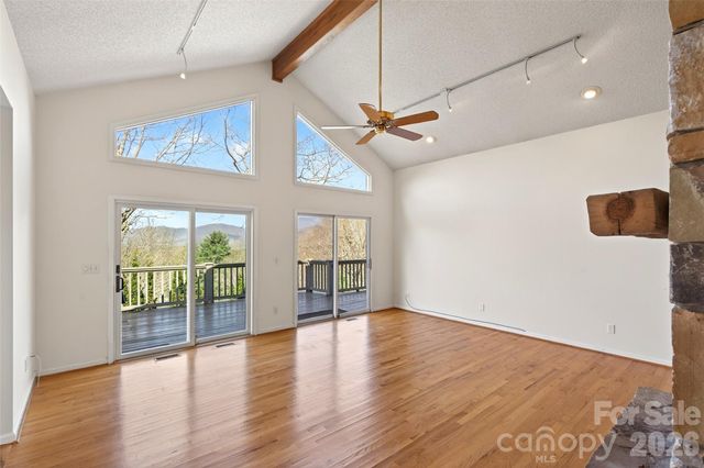 3 Tree Top Place, Black Mountain, NC 28711