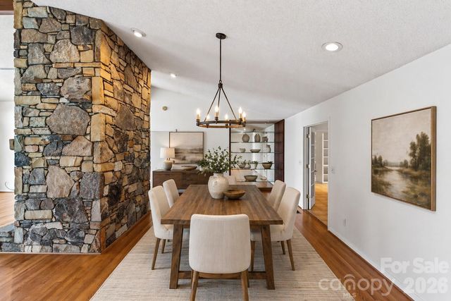 3 Tree Top Place, Black Mountain, NC 28711