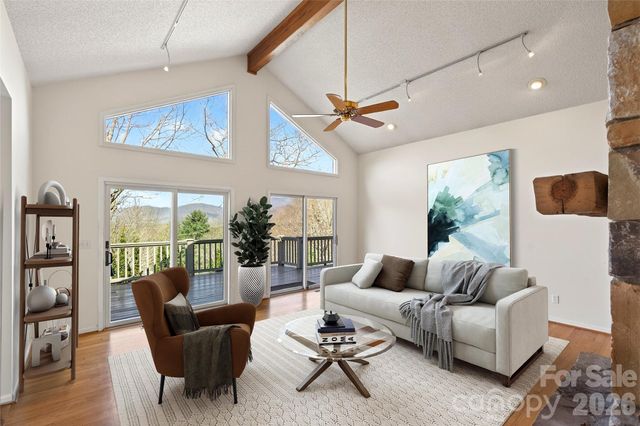 3 Tree Top Place, Black Mountain, NC 28711