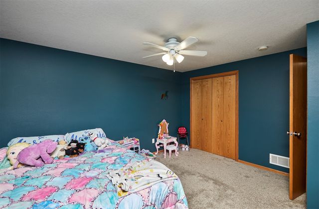 2014 Vista View Drive, Granger, IA 50109