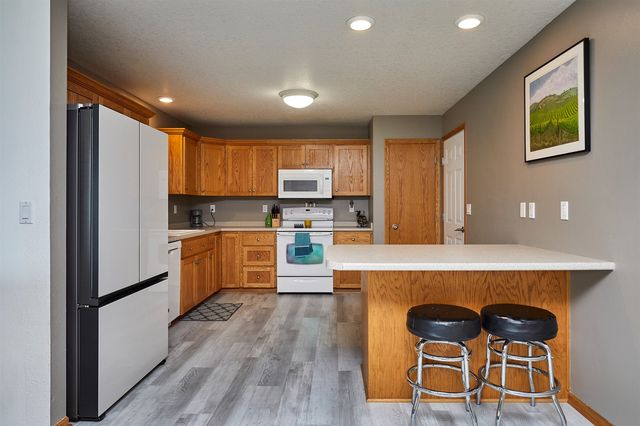 2014 Vista View Drive, Granger, IA 50109