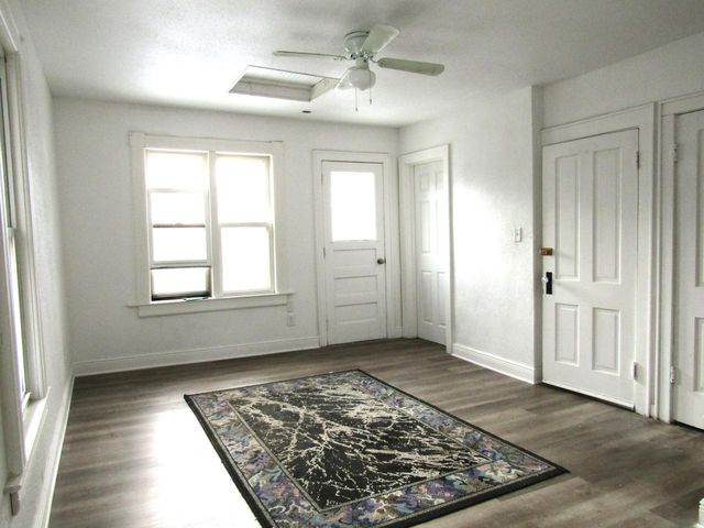 1711 E Belleview PLACE, Milwaukee, WI 53211