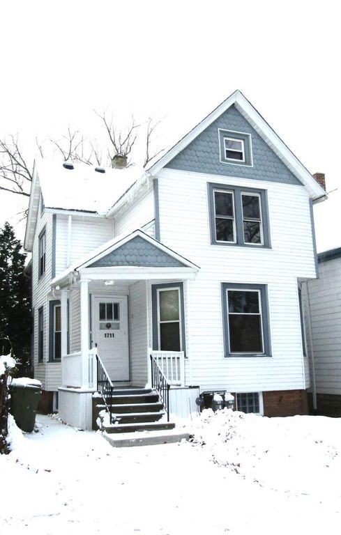 1711 E Belleview PLACE, Milwaukee, WI 53211